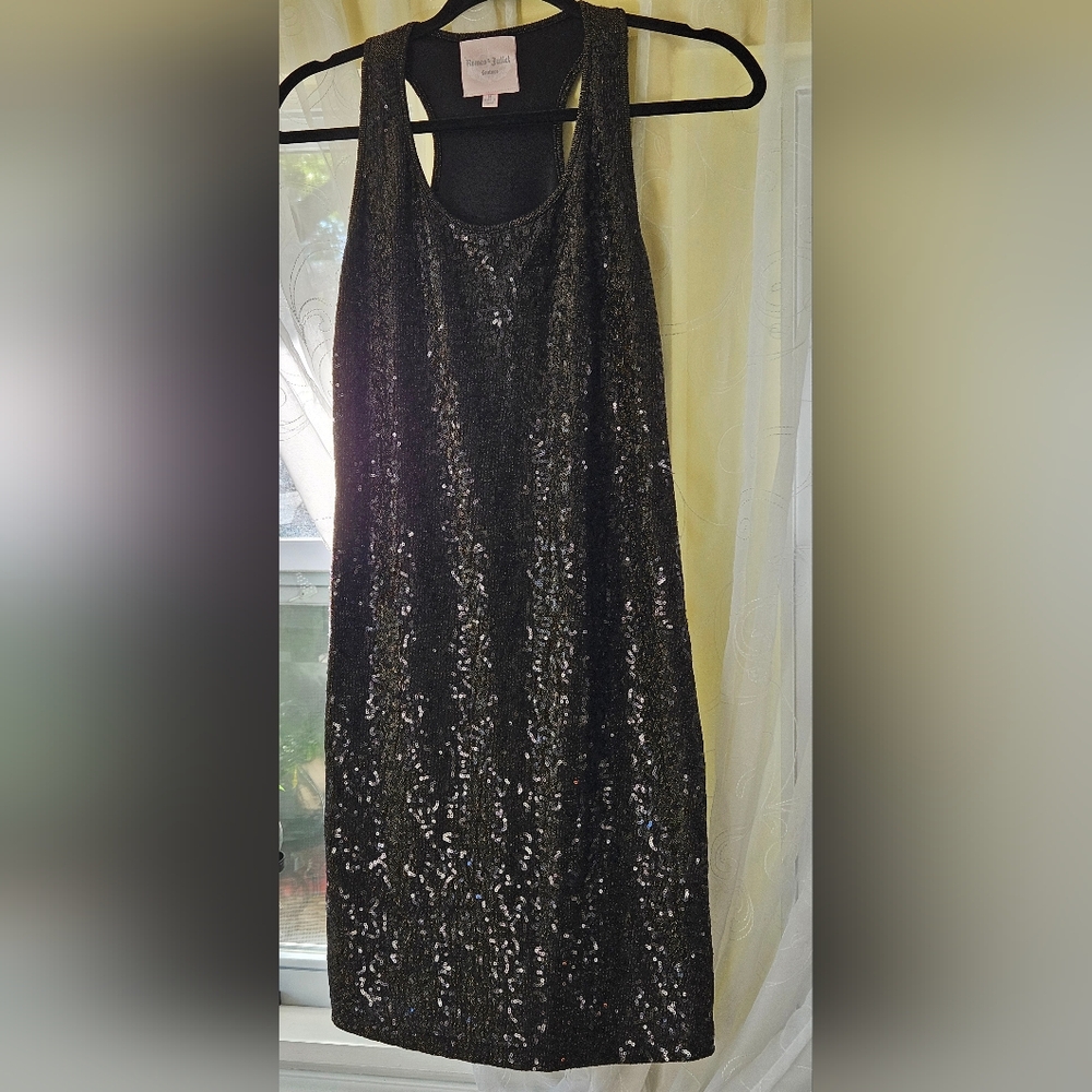 ROMEO & JULIET COUTURE BODY CON BLACK SEQUINED MINI DRESS SIZE MEDIUM
